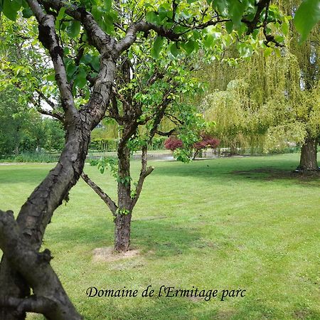 特伊Domaine De L'Ermitage别墅 外观 照片