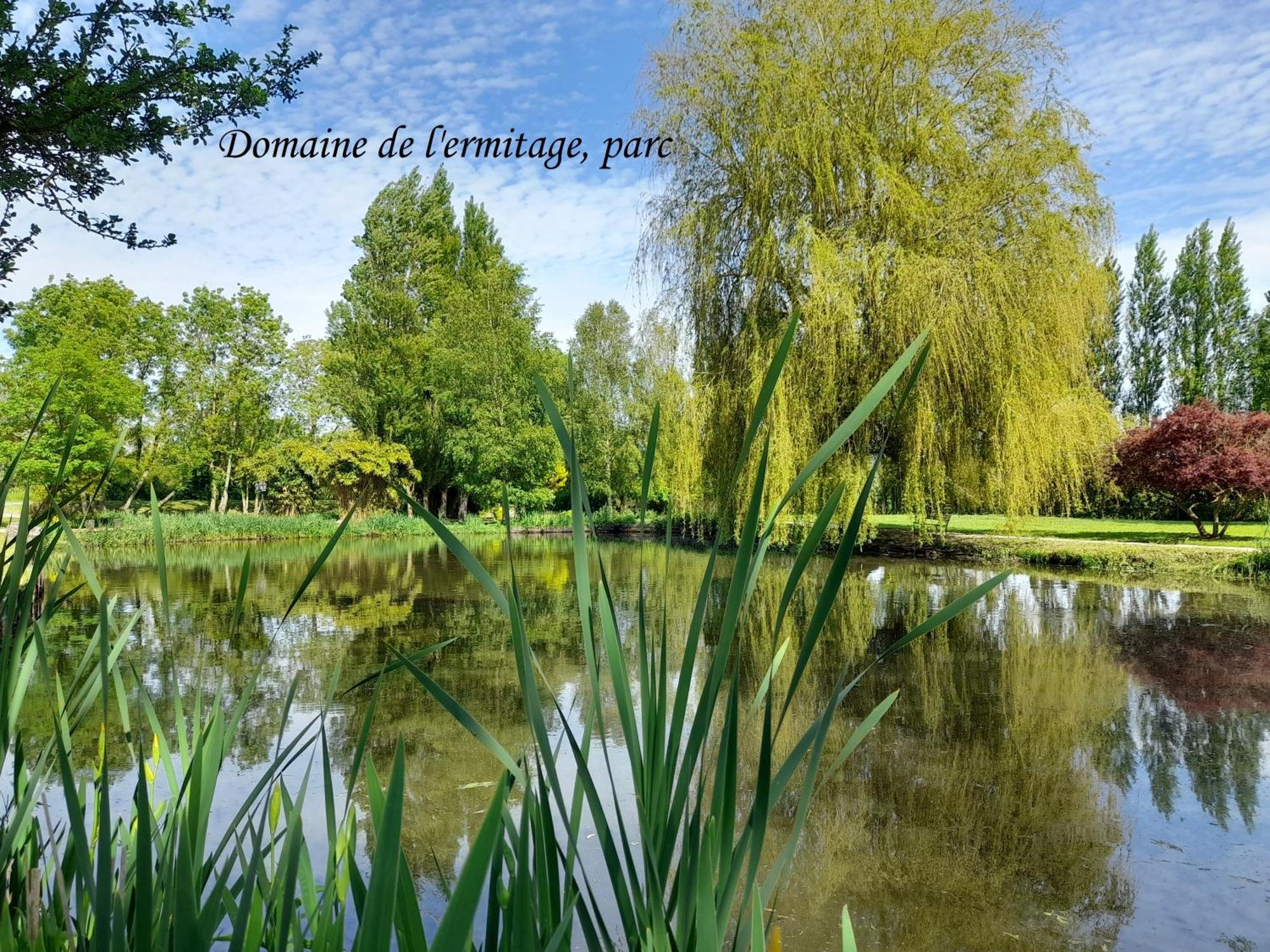 特伊Domaine De L'Ermitage别墅 外观 照片